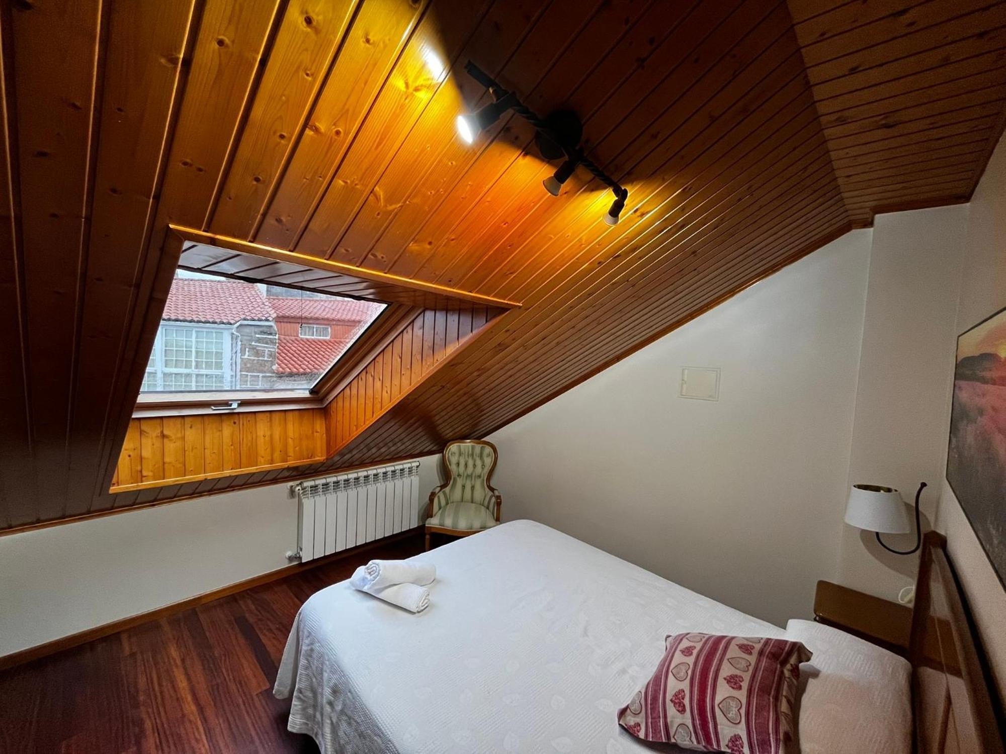 Hotel Caldelas Sacra-Pension Rustica 3 Estrellas Castro Caldelas Bagian luar foto